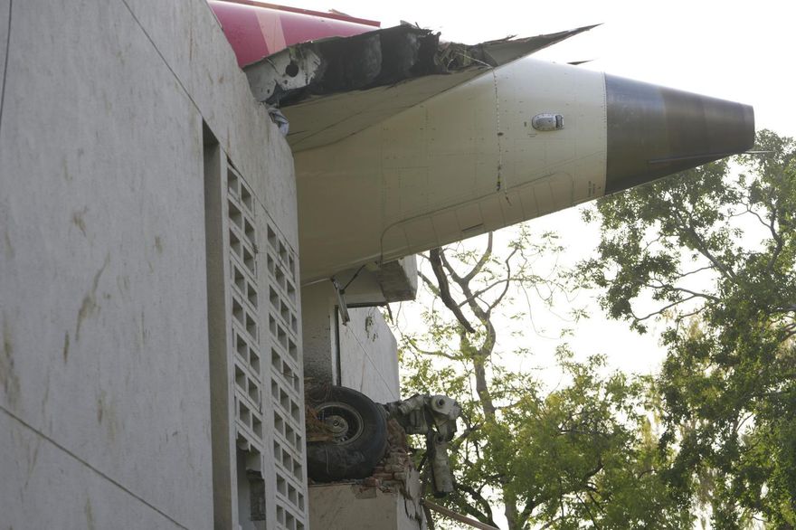印航空難傳機長患憂鬱症「曾多次請病假」　 醫療紀錄被調查
