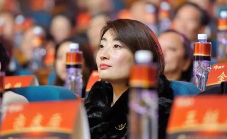 娃哈哈董座宗馥莉驚傳被「帶走調查」！知情人出面說話了