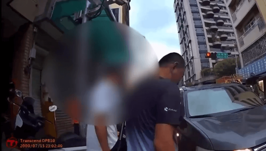 不滿機車遭拖吊！台中男持空氣槍射擊拖吊場遭逮