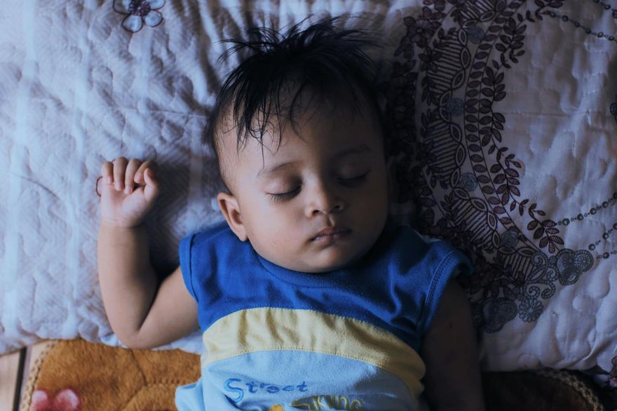 兒童暑假作息大翻轉！醫：睡眠不足恐攝取過多垃圾食物