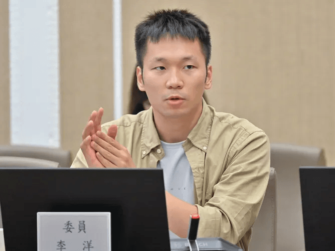 政壇小白兔李洋耐得住立院質詢砲火嗎？賴總統全說了！