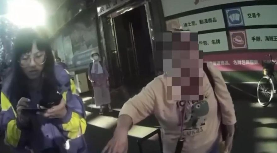 影/永和2婦搭電梯太擠起衝突　互毆頭破血流
