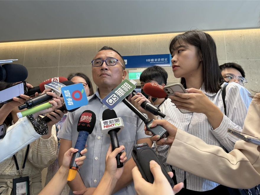 柯文哲交保民眾黨現兩個太陽？周榆修：命題不成立