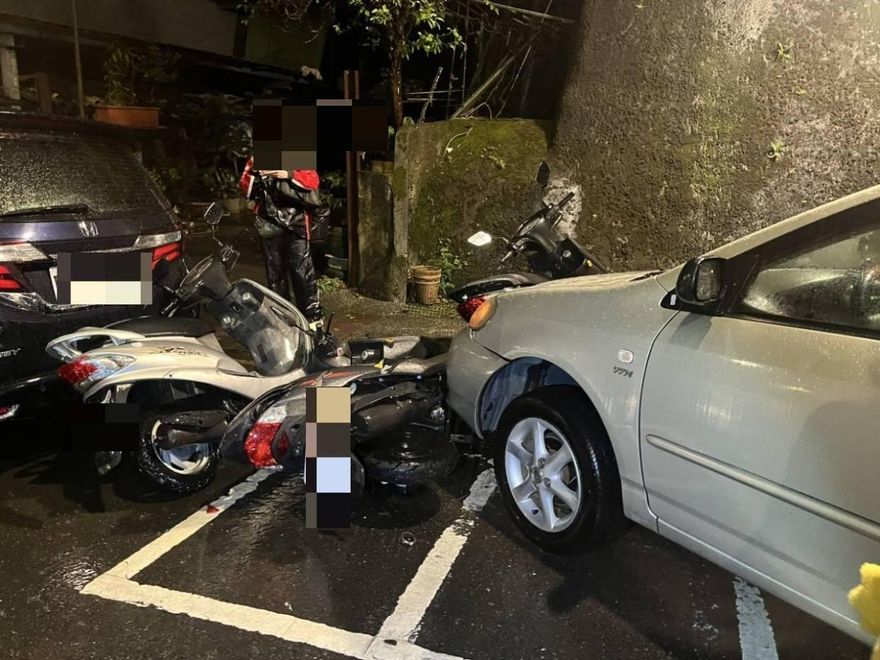 北市76歲婦駕車撞損7車　疑天雨視線差釀禍