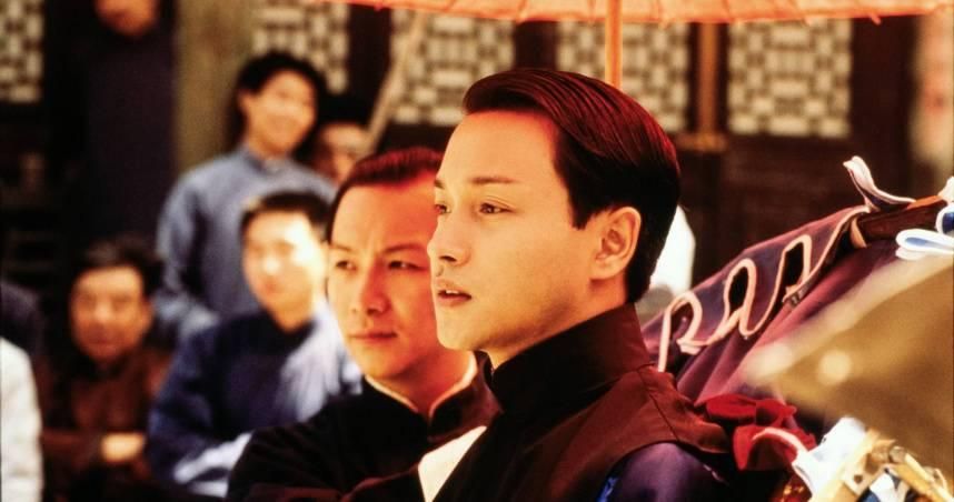 不是憂鬱症？張國榮墜樓內幕曝　向太揭最後通話「內疚22年」