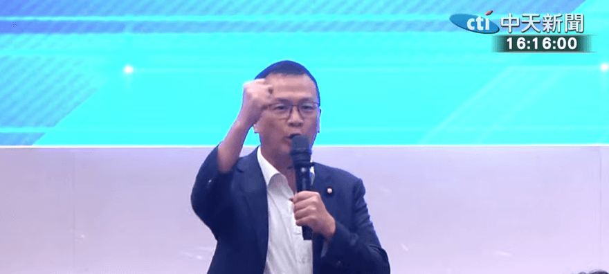 羅智強替柯文哲抱不平　親曝郝龍斌也挺阿北：他就是被迫害