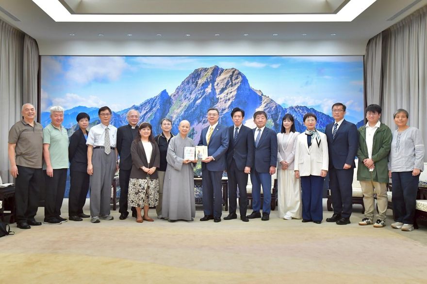 法師號召拒領1萬惹議　釋昭慧喊：與慈濟無關、要罵就罵我