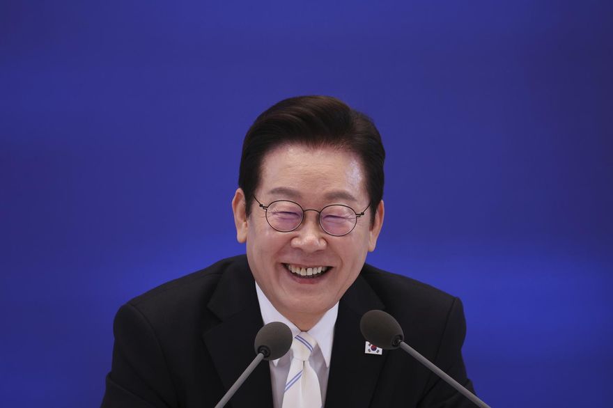 李在明就任百日接受專訪：與美國站在一起同時妥善處理對中關係