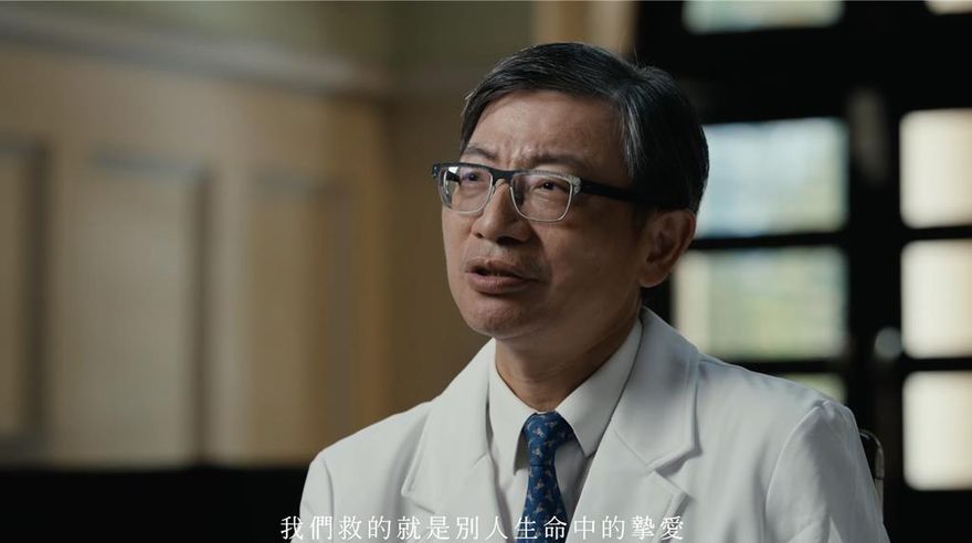 台大名醫愛子車禍重傷　嘆：原來我們在「搶救摰愛」！