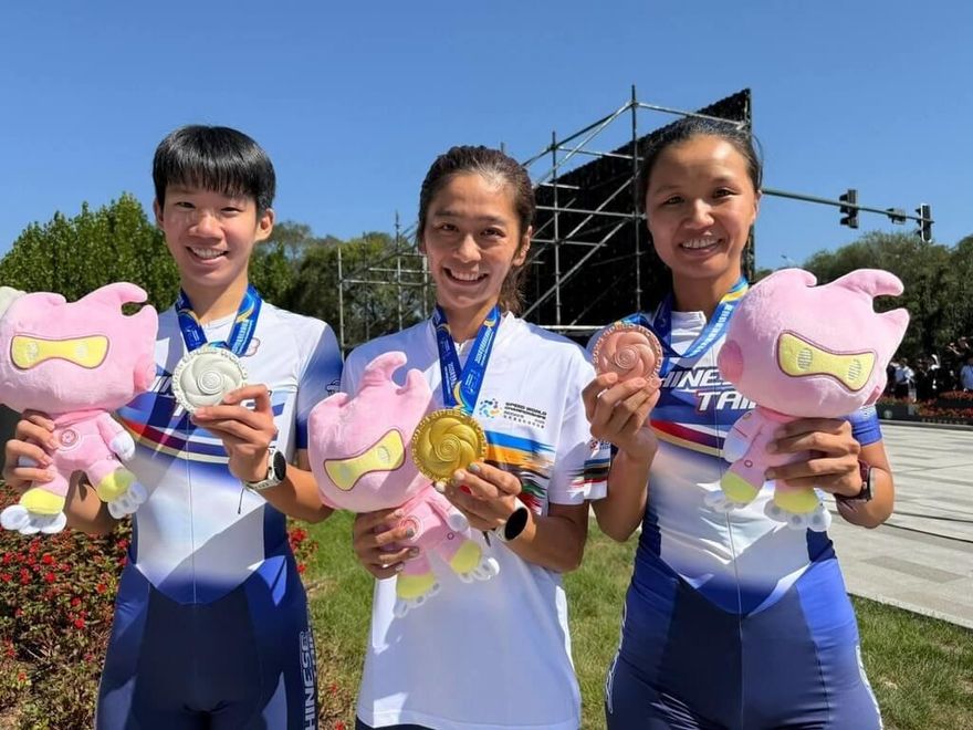 中華隊競速溜冰世錦賽摘金！女子馬拉松橫掃前4名