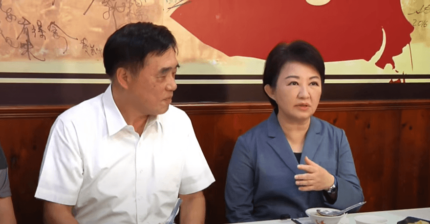 影/合體郝龍斌吃播台中小吃！盧秀燕驚爆：他2個第一次都獻給我