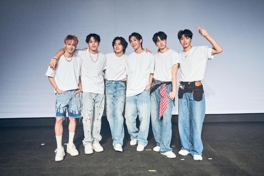 Ozone台中開唱見粉絲應援激動哭了　帥跳15分組曲累癱在地