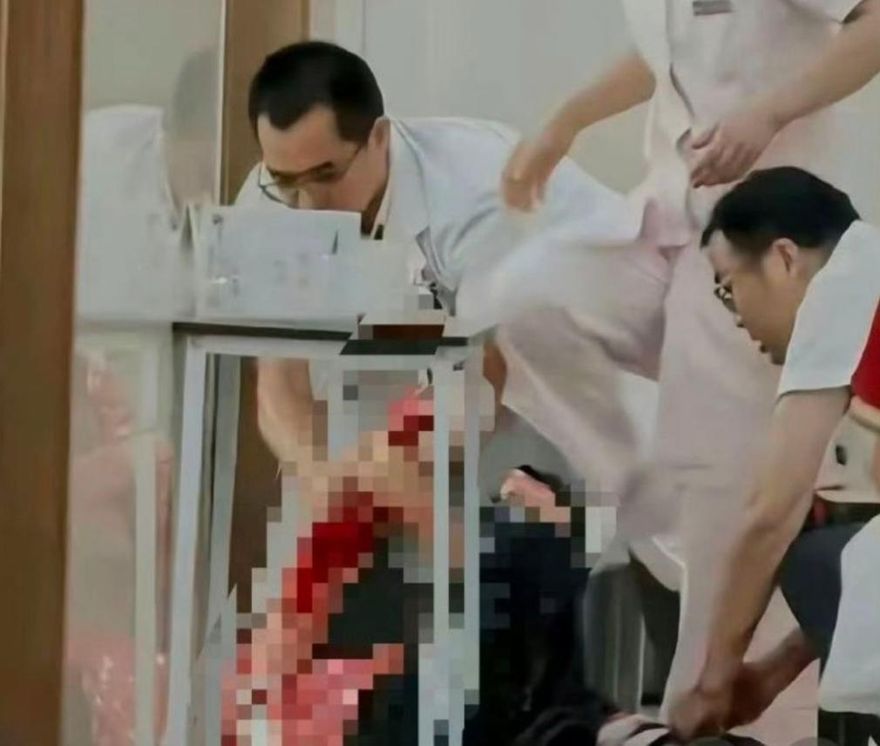 病患衝診間反鎖持刀狂砍...廣東骨科名醫遇襲送ICU
