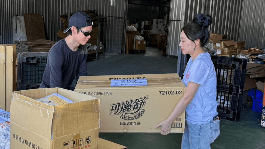堰塞湖溢流重創花蓮！　夏和熙揪30位藝人「送1卡車物資」獻愛心