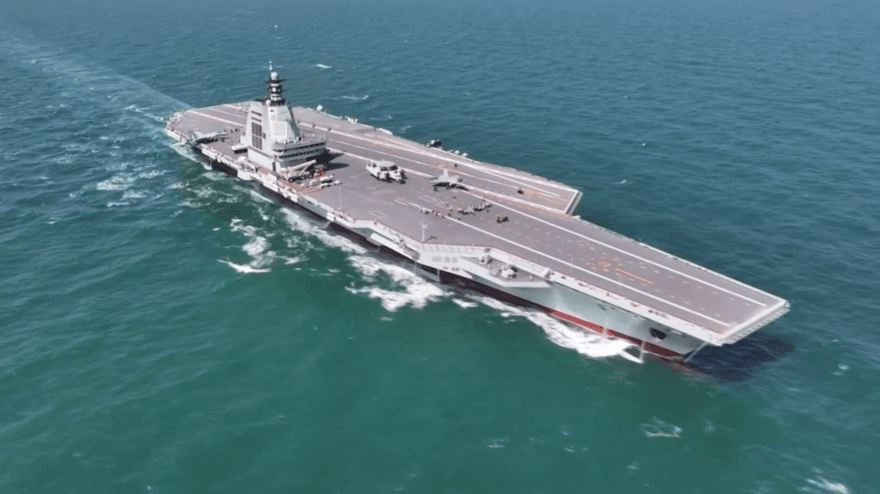 福建艦「常規動力+電磁彈射」創先例　未來或搭載智能無人機