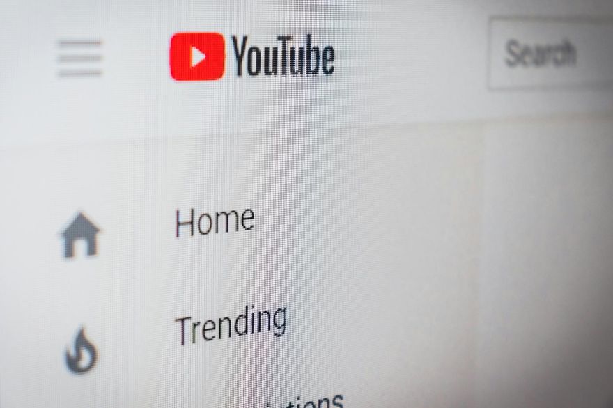 帳號遭停權川普怒提告！YouTube同意支付7.5億元和解