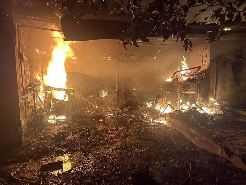 台中神岡「三合院大火」！烈焰狂燒損毀直擊