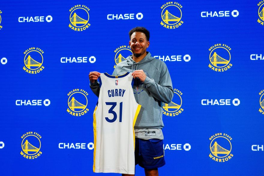 NBA/兄弟夢幻聯手　小柯瑞曝「想買哥哥背號30號」遭拒：他說不缺錢