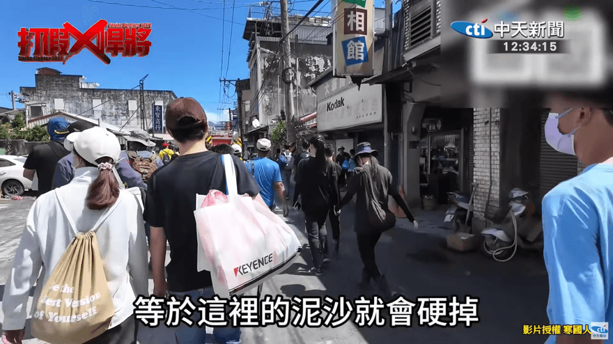 2萬「鏟子超人」中秋連假衝光復災區　季連成：可調遣志工