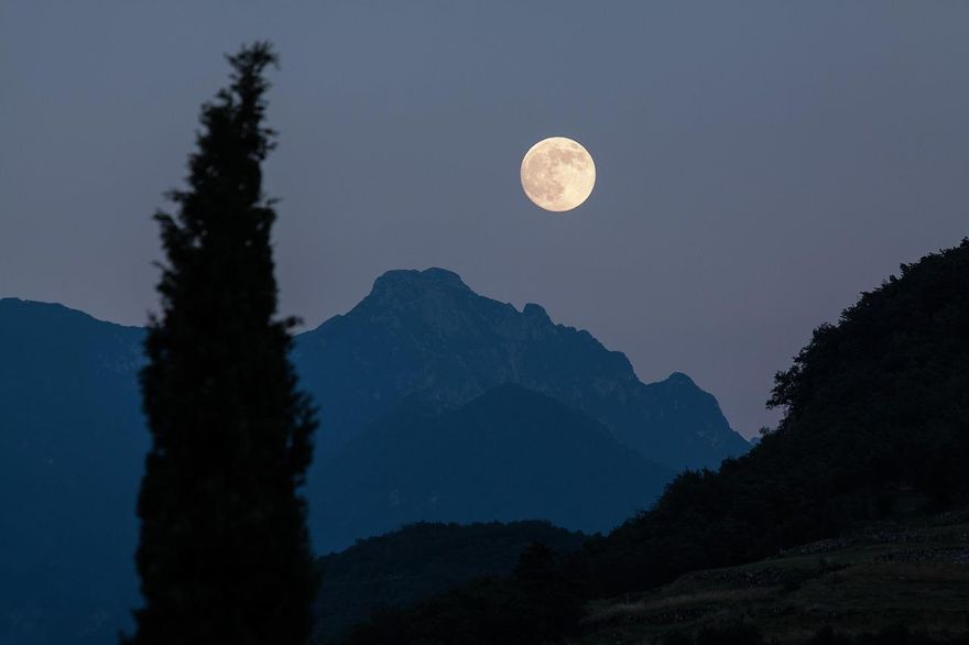 今年中秋節為「本世紀最晚」　比去年慢19天…陸專家曝原因