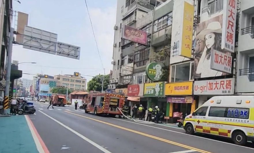 影/彰化知名壽司店火警　黑煙狂竄幸無人傷