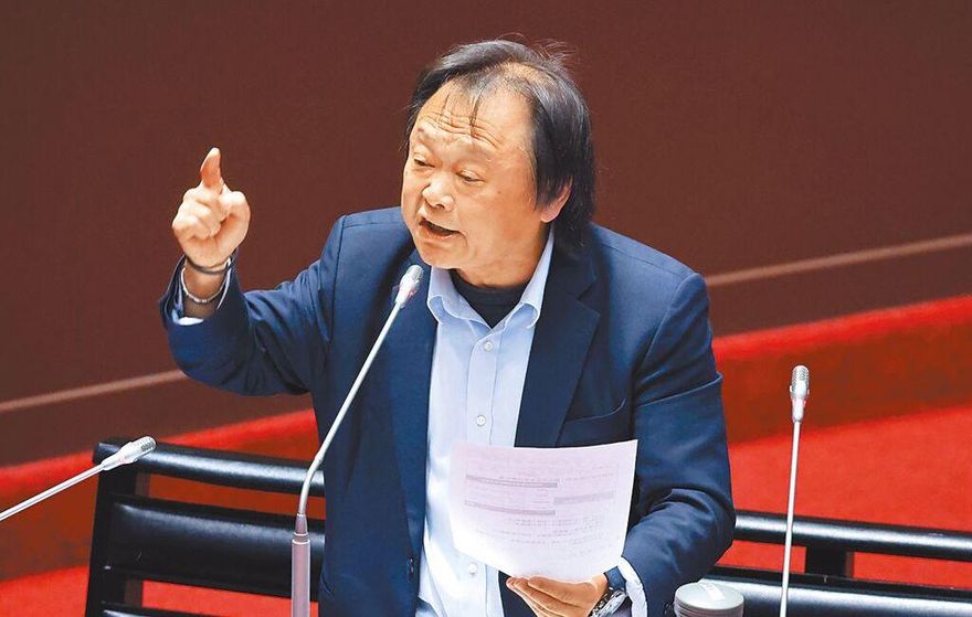 王義川翻車！喊「青少年白目」要禁用抖音　王世堅酸「玻璃心」狠打臉