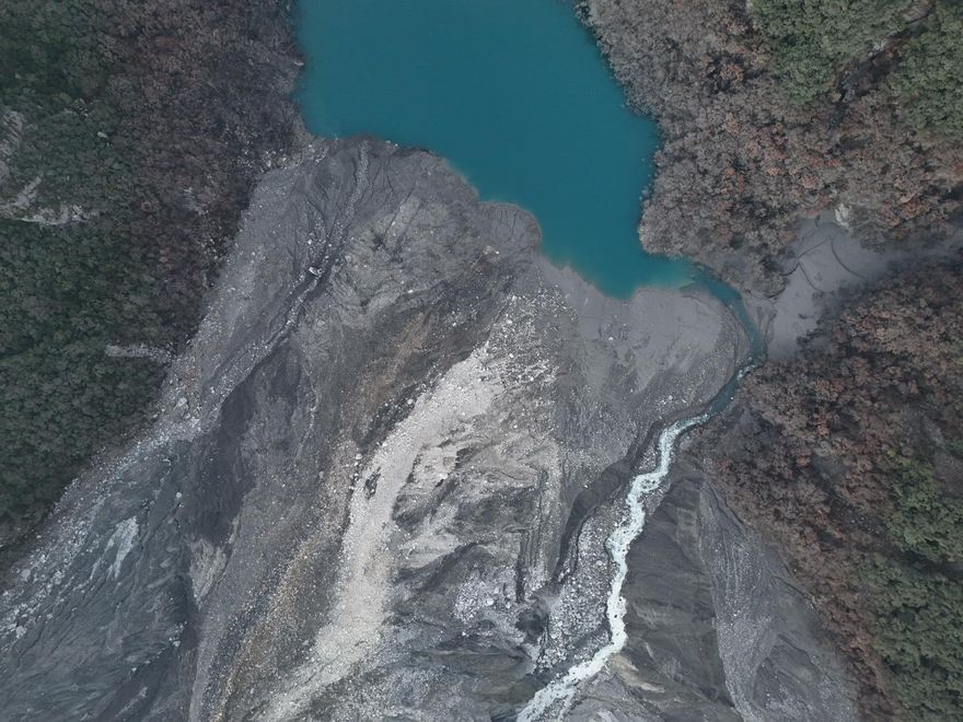 馬太鞍溪堰塞湖蓄水量僅剩155萬噸　水位大幅下修至1.7%