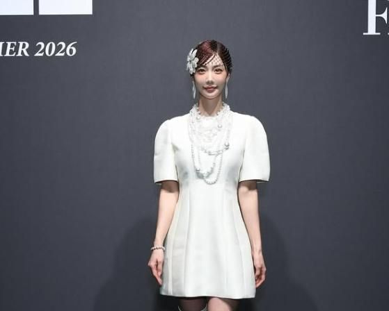 情斷6年豪門婚姻！「亞洲第一美」克拉拉宣布離婚　重返演藝圈