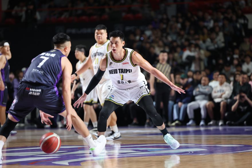 影/林書豪復出半場拿6分　高國豪轟20分逆轉勝國王