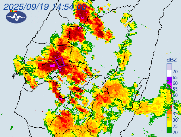 午後雨彈升級！苗中雲嘉炸雷雨「3地淹水」　豪雨掃15縣市